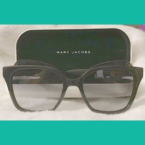 Marc Jacobs cat eyed sunglasses